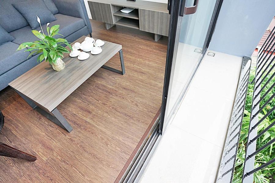 Hanoi Home 3 - Luxury Apartment In Tay Ho Street Екстер'єр фото